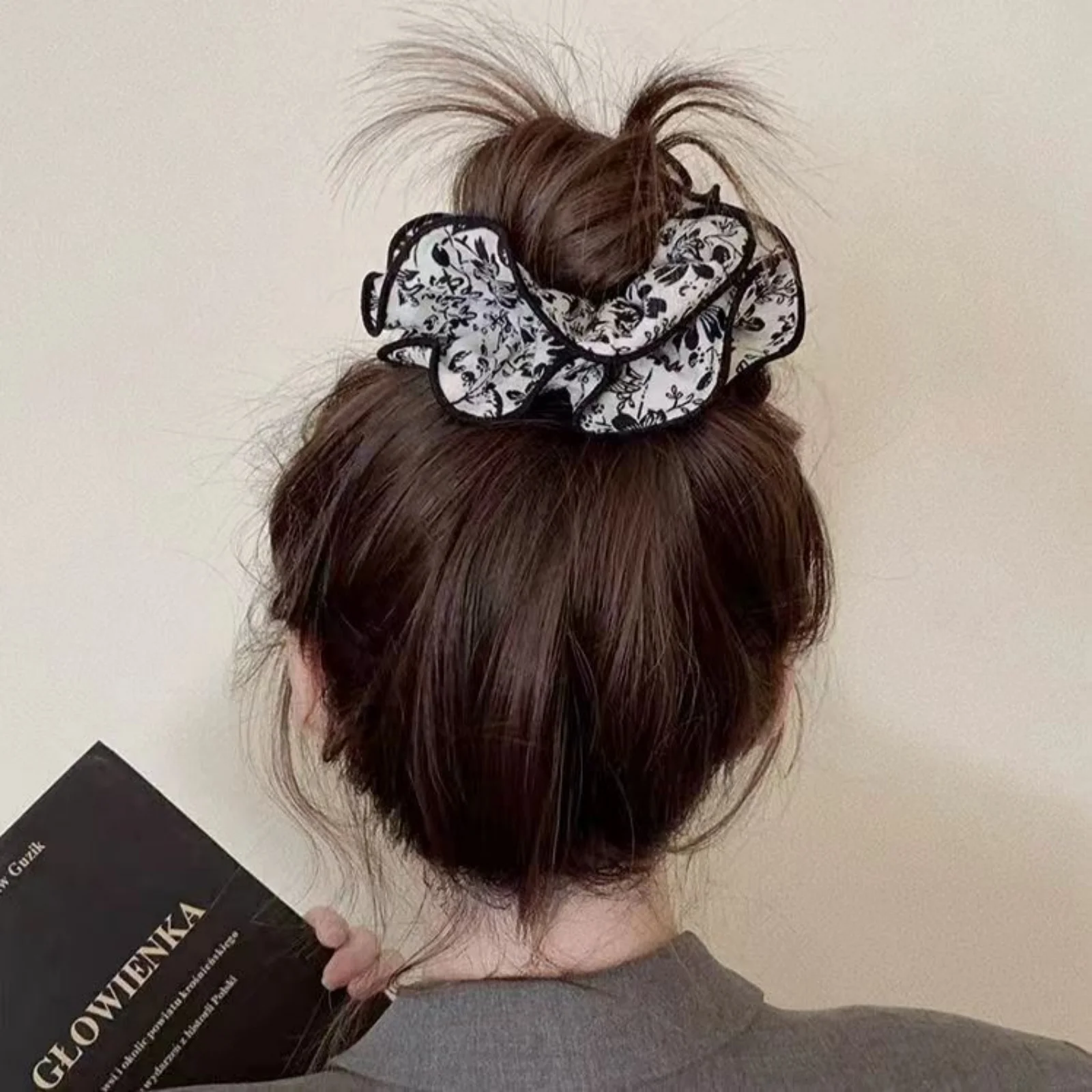 1PC Floral - Print Double - Layered Hair Scrunchie, Elegant Hair Tie for Women, Chic Accessory for Ponytail Styling