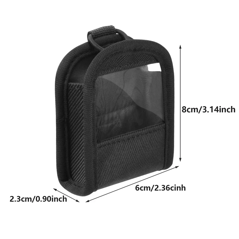 Étui bodypack pour émetteur audio porté à la ceinture, alliant protection et praticité pour les professionnels.