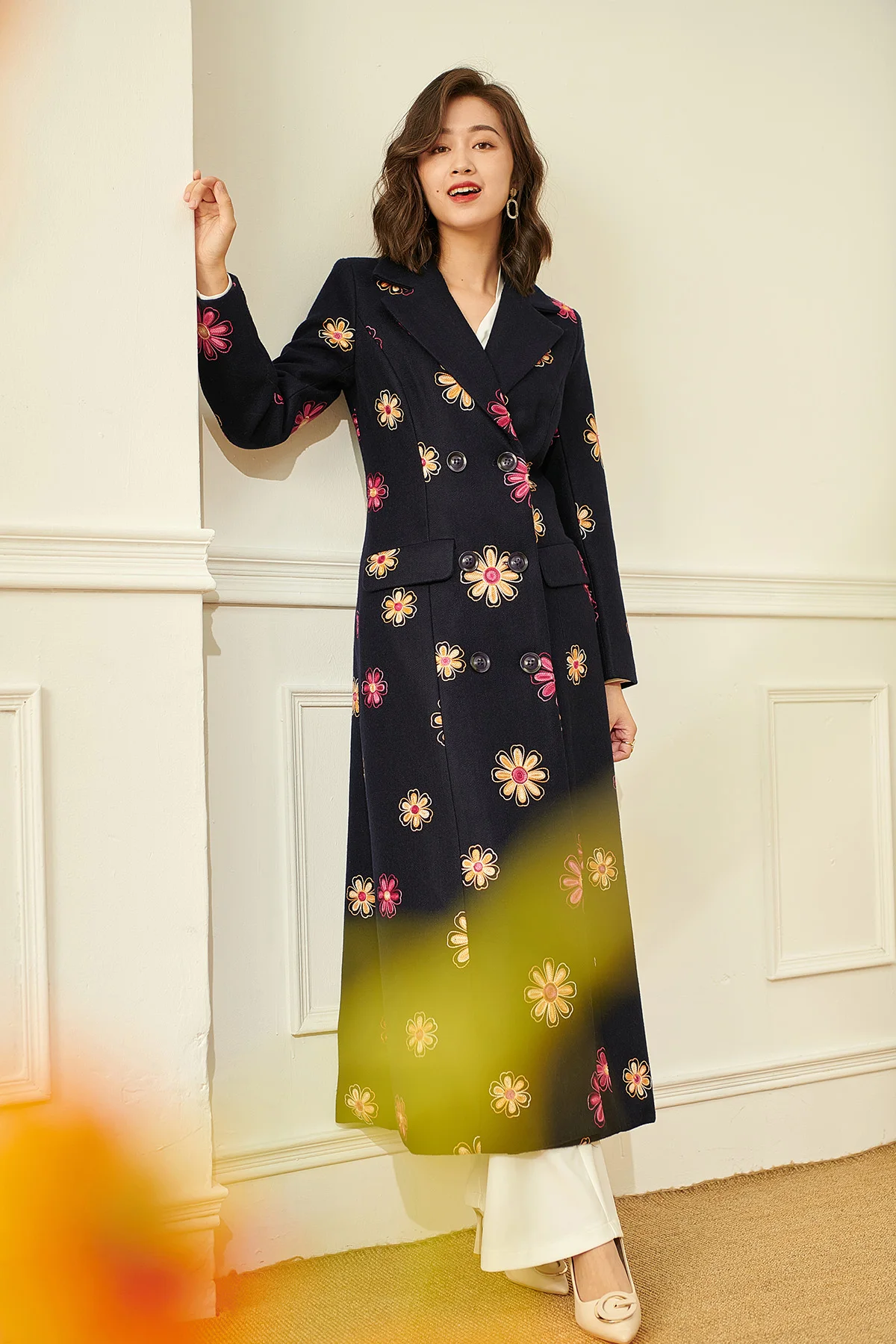 Luxury Women Winter Wool Trench Embroidery Long Coat Double