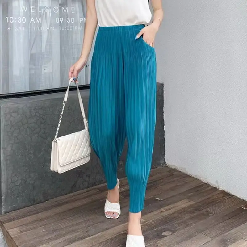 woman Women's Pants Miyake pleated casual small leg slimming look nine point harem pant summer thin versatile light tight Capris 3
