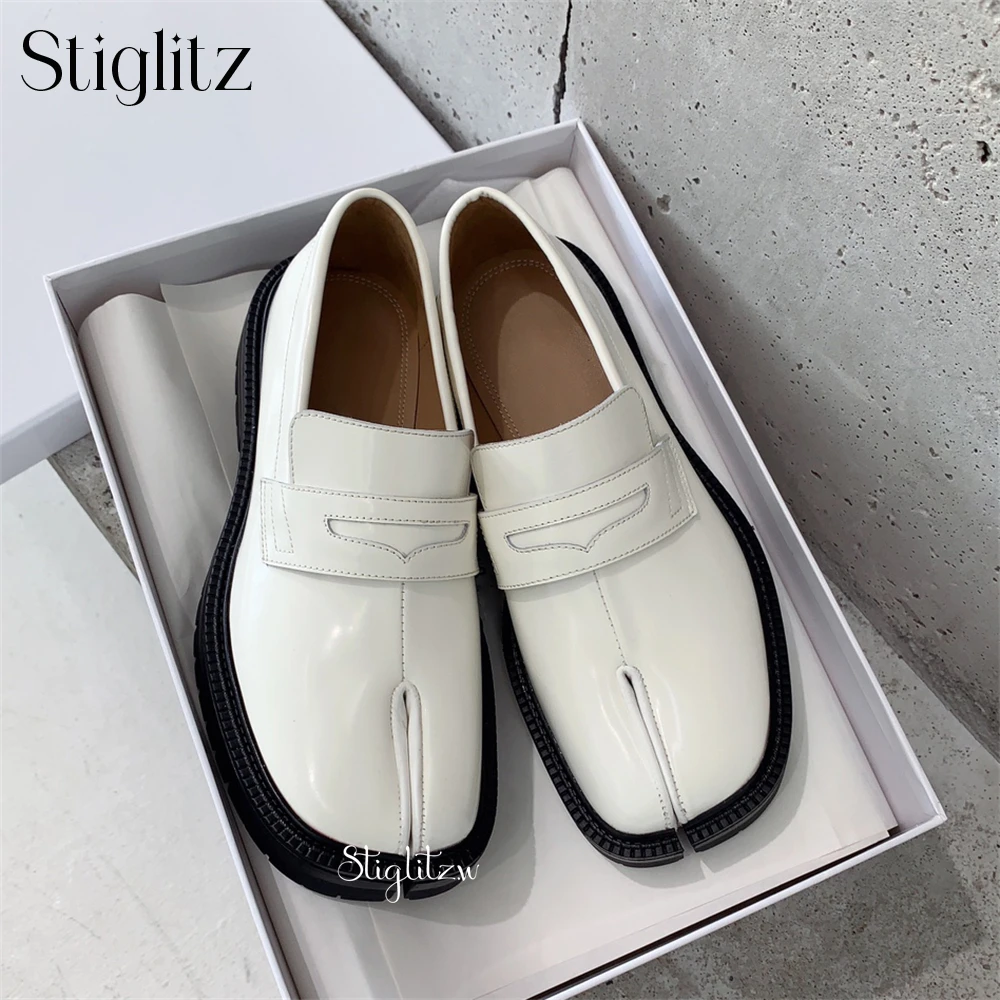 Tabi Loafers for Men Elegant Fashion Style Flats Novelty Designer Handmade Men's Leather Shoes Custom Comfortable Business Shoes