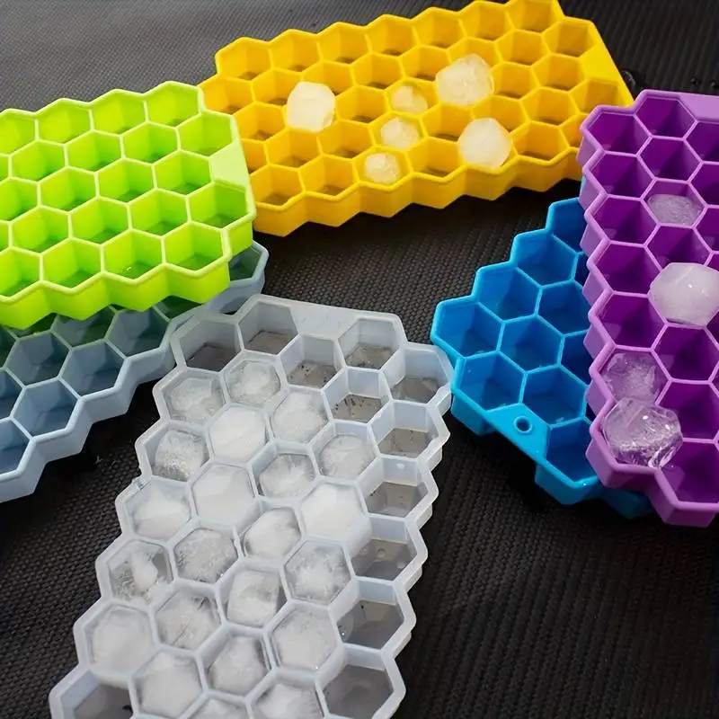 Silicone Ice Cube Trays, Set of 1, Honeycomb Shape 37-Cavity Flexible Ice Mold for Chilled Drinks, BPA Free Kitchen Accessories