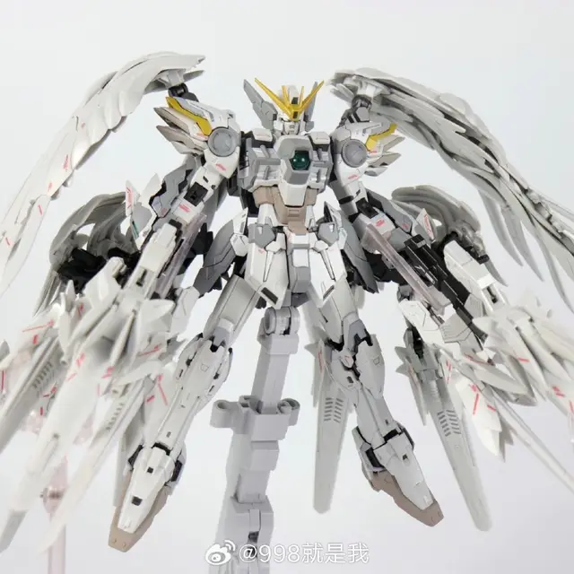 8827 1:100 プラモデル　ウイングガンダムスノーホワイト Amazon | BANDAI GUNDAM FIX FIGURATION METAL COMPOSITE