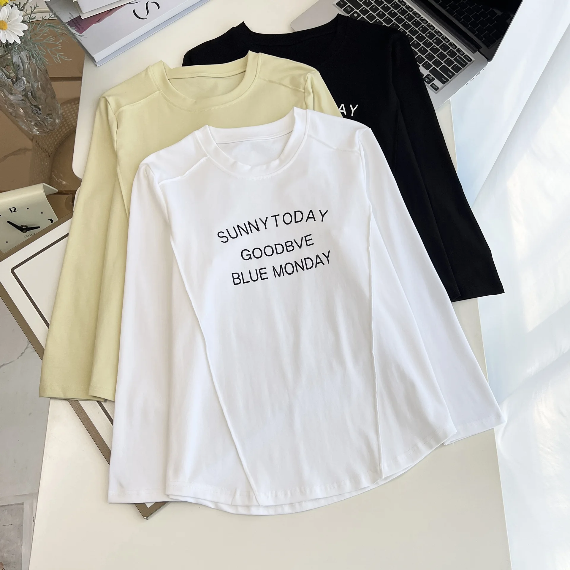 Fashion Plus Size Women's T-Shirt Autumn New Style Basic three-dimensional Cut Printed Letter Long Sleeved Tops 662