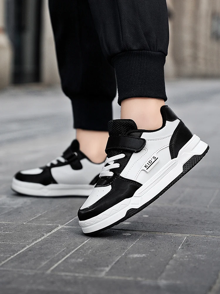 Scarpe con pannello in pelle esplosiva anno 2024_voghion.com