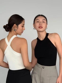 AOSSVIAO 2025 الصيف سليم تجعل البنطال القصير مثير المرأة أكمام الرسن تانك القمم الصلبة أسود/أبيض المحاصيل الصدرية القمم بالجملة