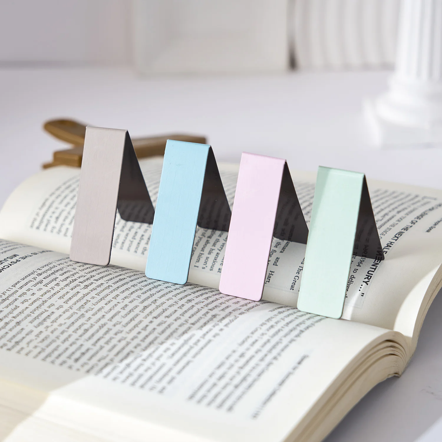 Magnetic Bookmarks Stationery Supplies Morandi Color Magnetic Bookmarks 4pcs Pack For Books Simple Blank Design Page Clips Book Marker Unique Reading Gift F7809
