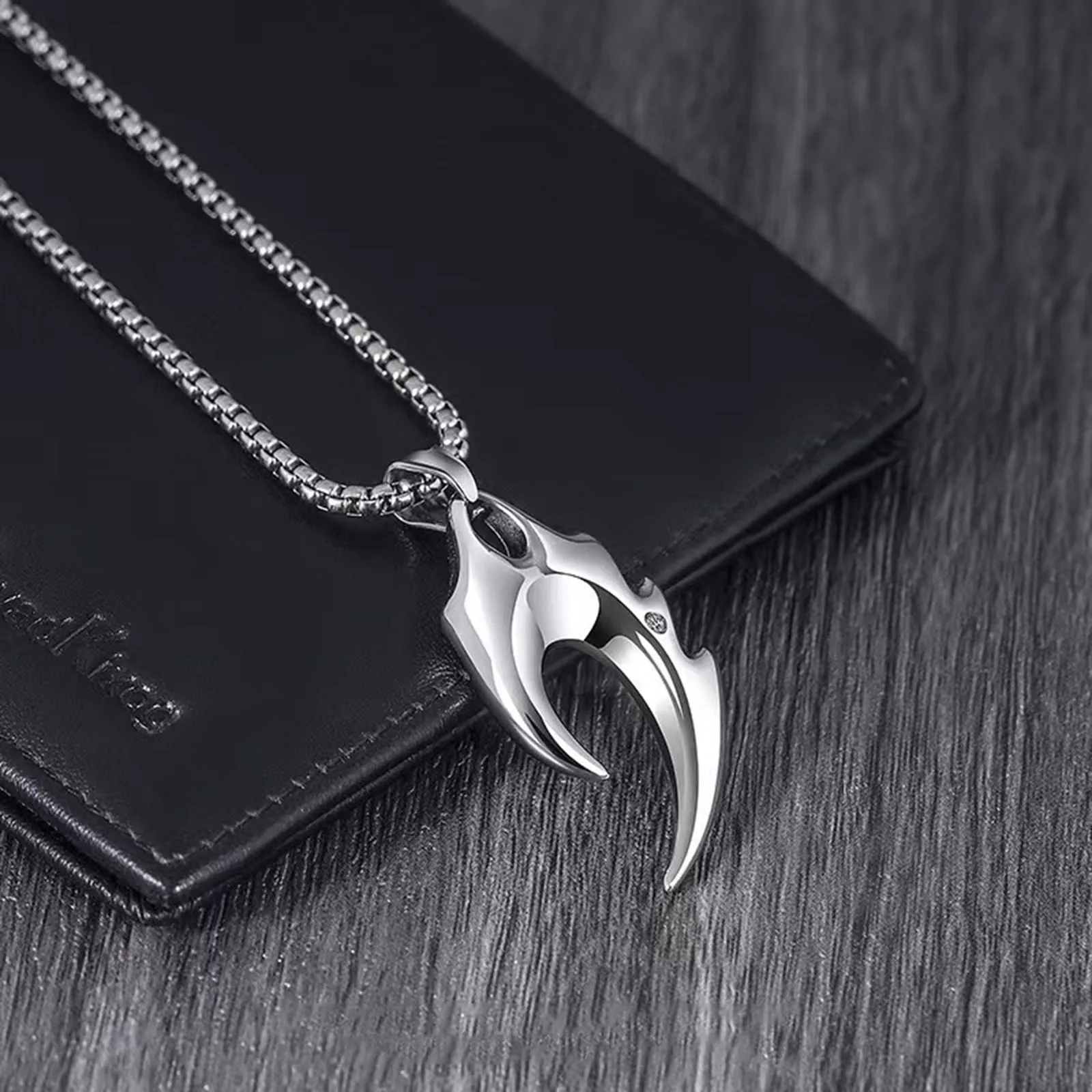 Punk Wolf Tooth Necklaces for Men Boys Hiphop Animal Pendant Collar with CZ Stone Valentine's Birthday Jewelry Gifts