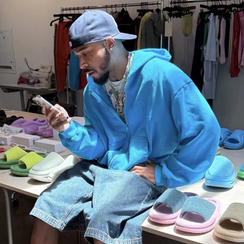 Pull à Capuche Zip SKYLRK Justin Bieber édition Limitée 2025 - Rouge Taille M - Neuf