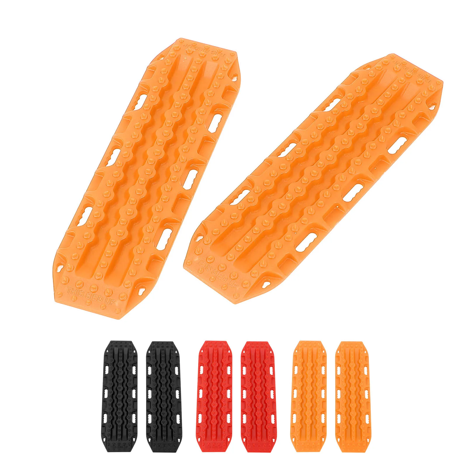 Échelle de sable RC déployée sous un SCX24 1/24, illustrant l'utilisation en extérieur.
