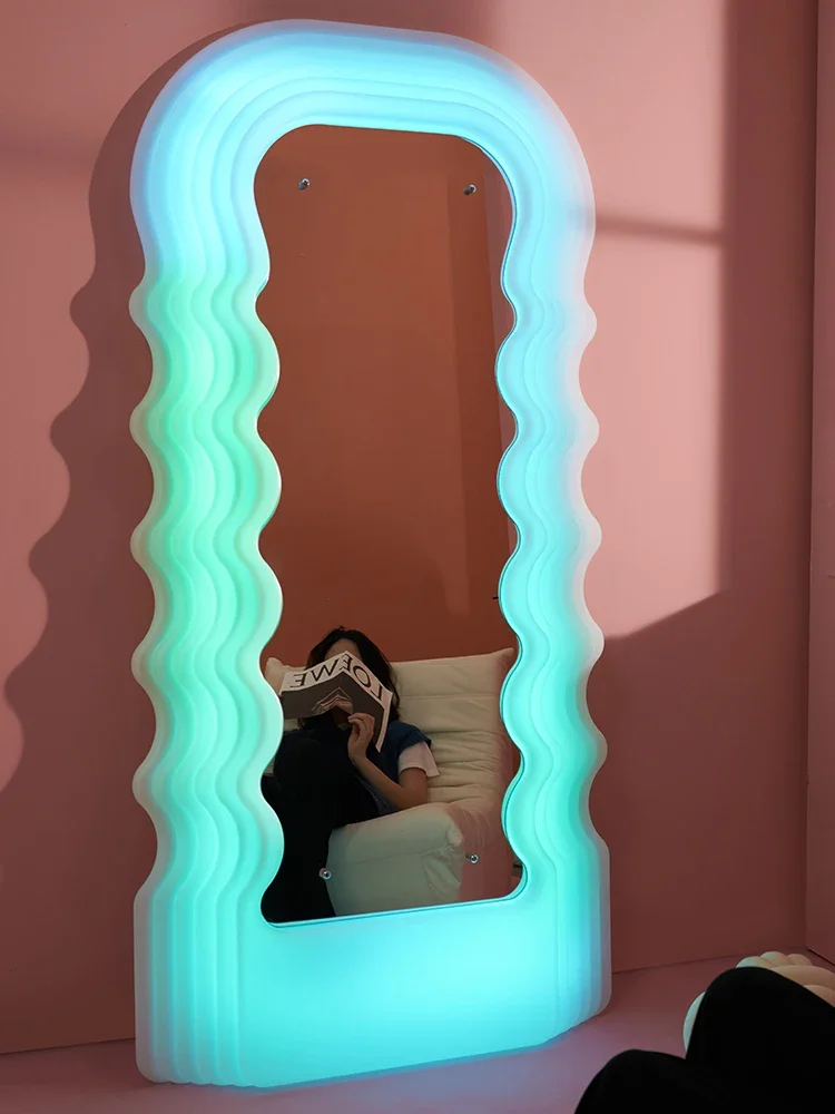 

Wavy floor-to-ceiling full-length mirror, home Internet celebrity ins, three-dimensional design, special-shaped fitting mirror