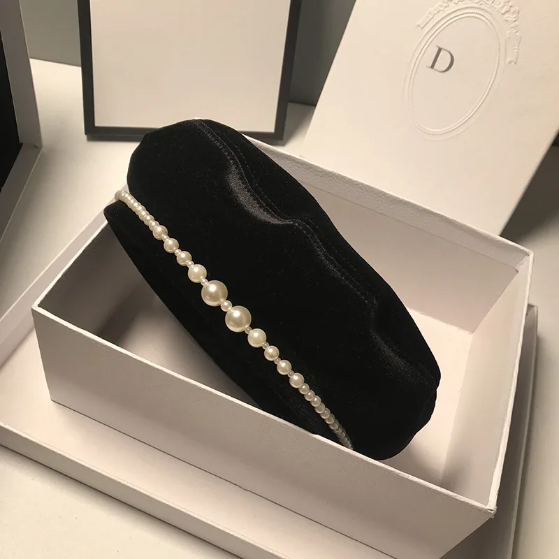 Hot Sale Musta Lapset Syksy Ja Talvi Englannin Pearl Veet Bud Naisten Kevät Elegantti Balck Baret Hat_voghion.com