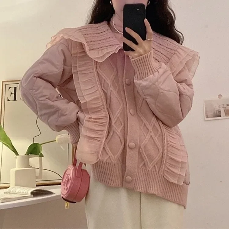 

Autumn 2023 Winter Big Size Sweet Style Lace Splicing Cotton Sweater Coats 2023 Women Long Sleeve Knitwear Jackets 16Y5021