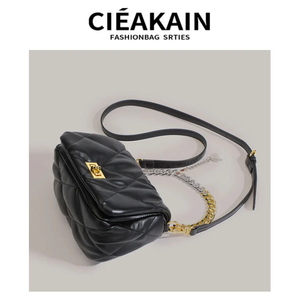 

Нишевая Высококачественная популярная сумка на цепочке в этом году 2024, сумка-мессенджер через плечо, женская маленькая романтичная сумка.