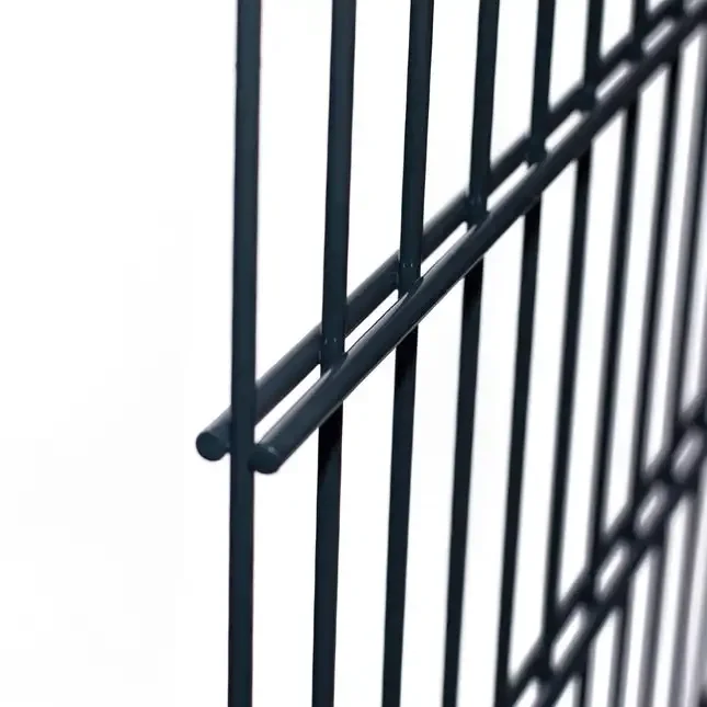 2D Fence Product Elegant Fencing Trellis & Gates Solution 2