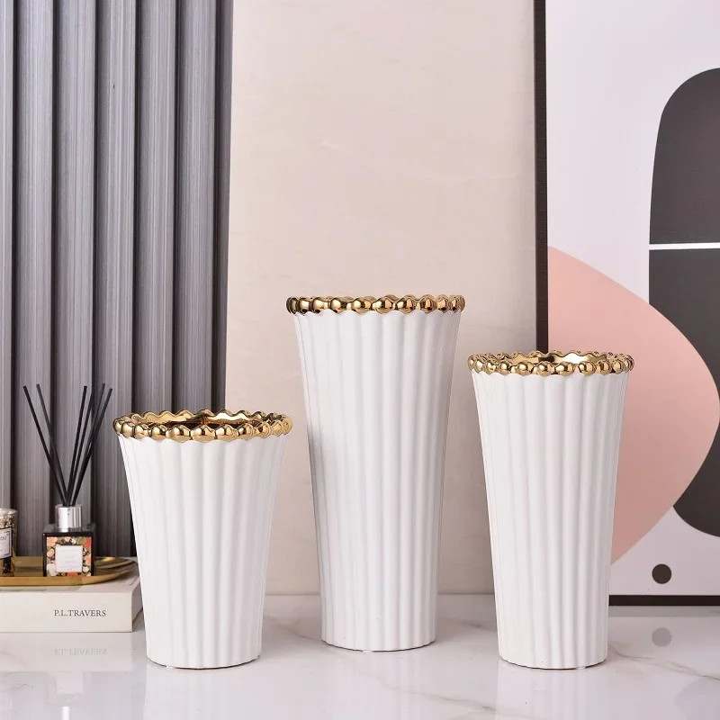 

Crown, Home Electroplated Vase, Decoration Black Gold Simple Modern Flower Ornaments Ware, Ceramic White