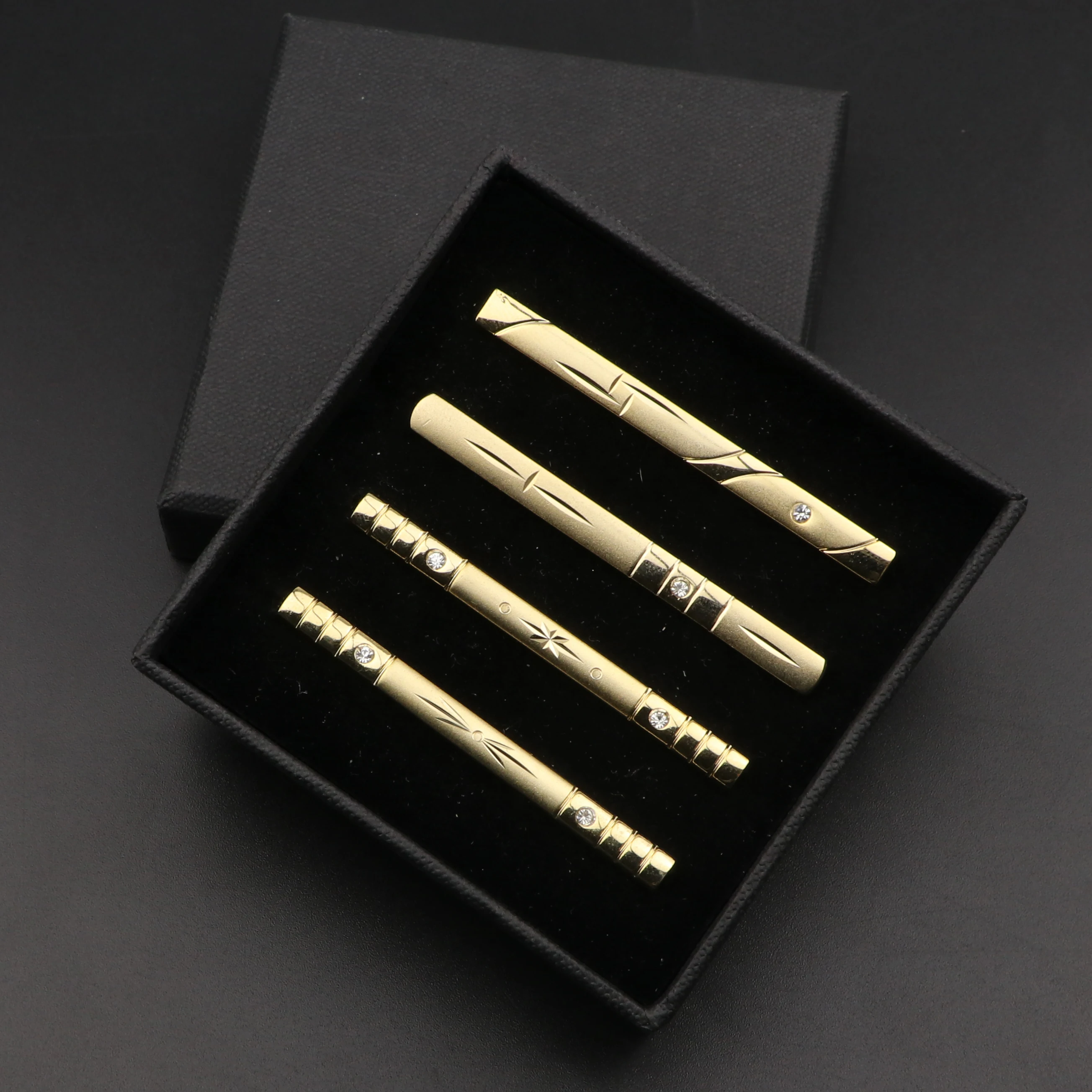 Men's Metal Tie Clip 4pcs Gift Box Bright Gold Color Chrome Stainless Steel Jewelry Necktie Clips Pin Clasp Clamp Wedding