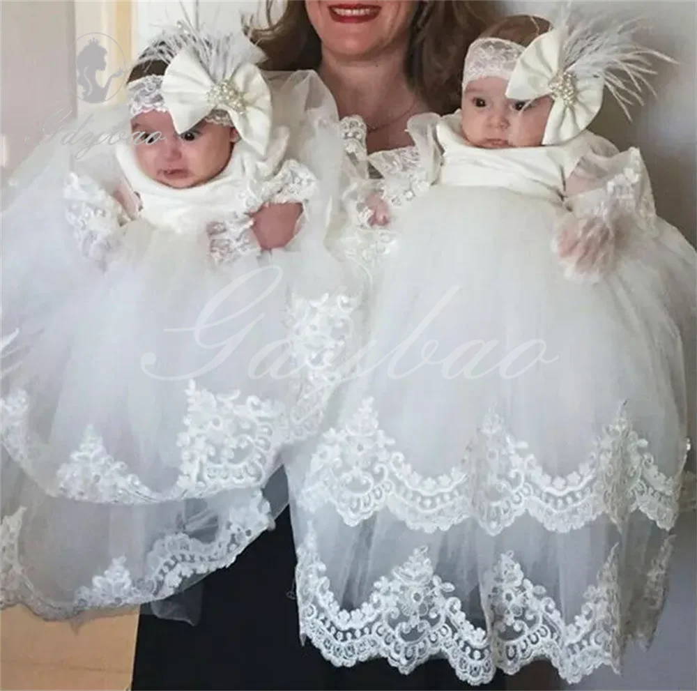 

Baby Girls Christening Gowns for Baby Lace Appliqued Full Sleeves First Communion Dresses Infant Toddler Girls Baptism Dresses