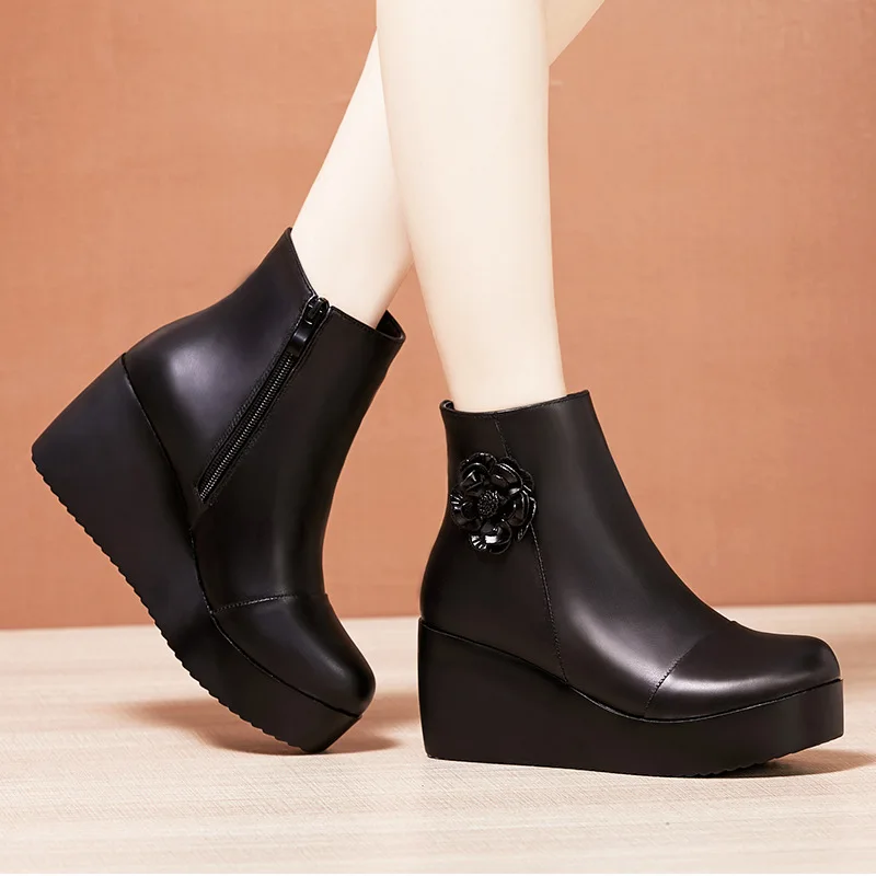 Fall/Winter 2023 Booties Round Toe Wedge Heel Large 32-43 Women's Boots Thick Soled Wedge Platform Martin Boots Mother Boots