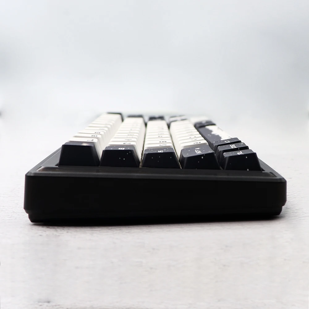 Outer Space Pbt Keycaps Perfil Cereja Sublimação de Corante Keycap para Gk61 64 68 60 Layout Teclado Mecânico Gaming Iso - Imagem 4