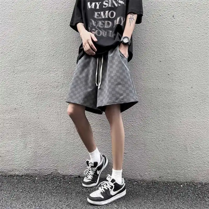 Рисунок 4 - Шорты с узором «шахматная доска»