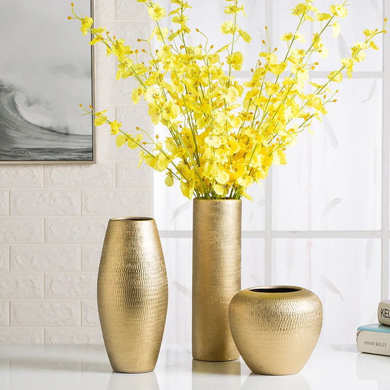 

Electroplated Gold Vase Ceramic Ball Flower Vases Modern Art Pot Interior Home Living Room Office Decoration Gifts