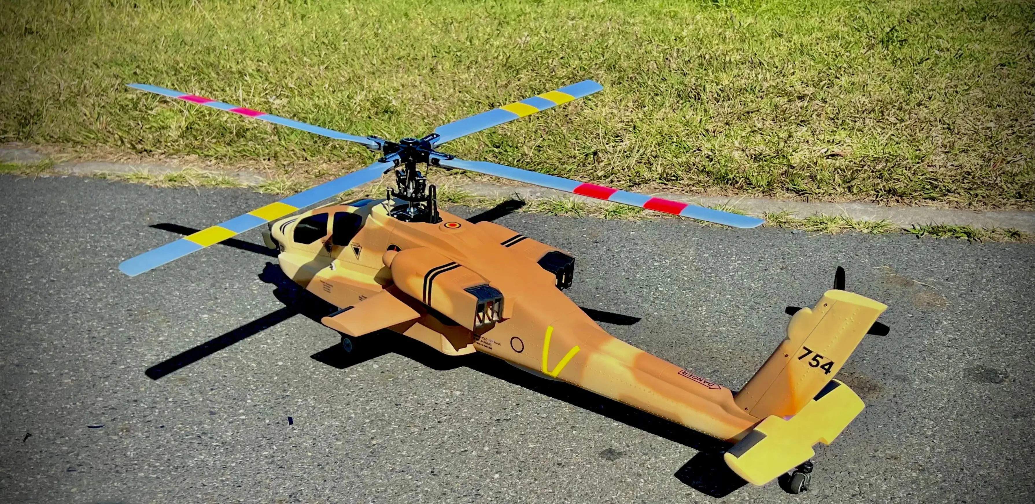 FLISHRC Roban AH-64 Apache Green 500 Size Scale Helicopter Four Rotor ...