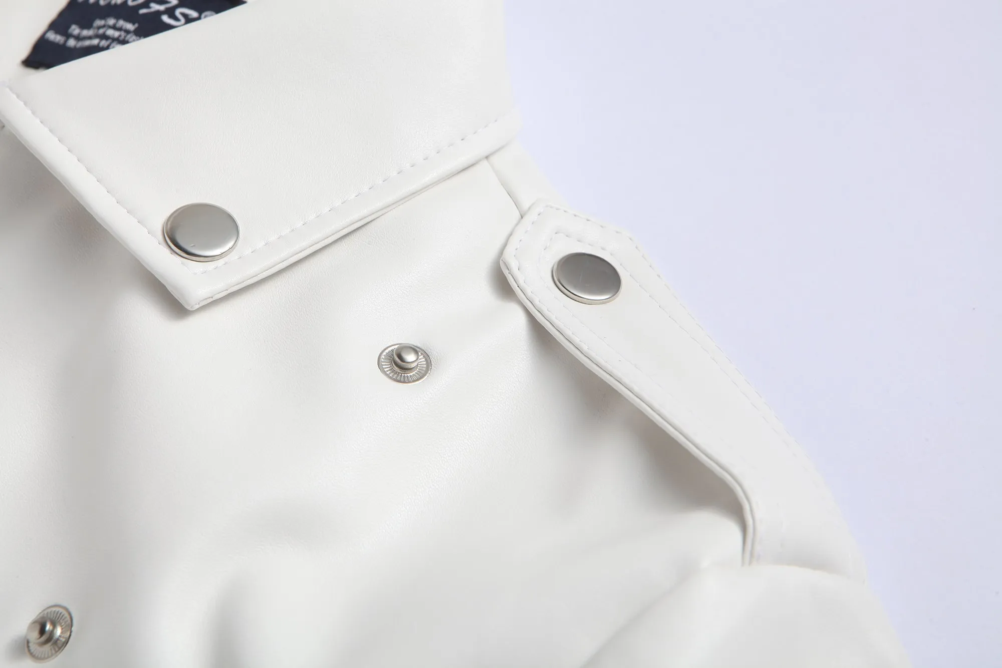 Men Slim White Leather Jackets Oblique Zipper Motorcycle Jackets New Men Outwear Moto Biker PU Leather Coats Size 4XL 4