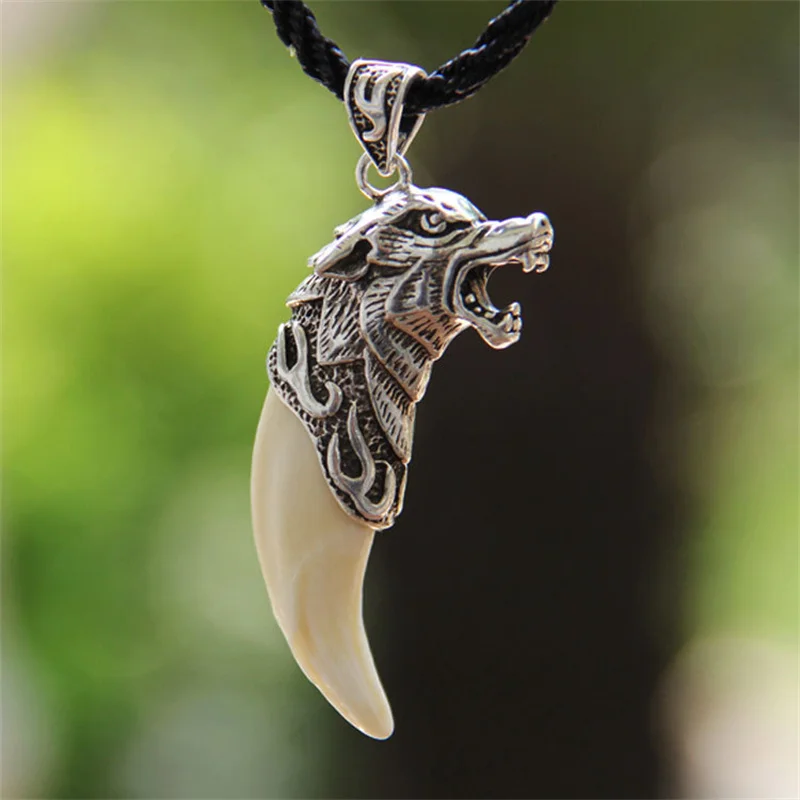 

Jiale/Old Tibetan Silver Wolf Head Inlay Dog Tooth Necklace Pendant Fine Jewelry To Ward Off Evil Spirits Men Women Couple Gifts