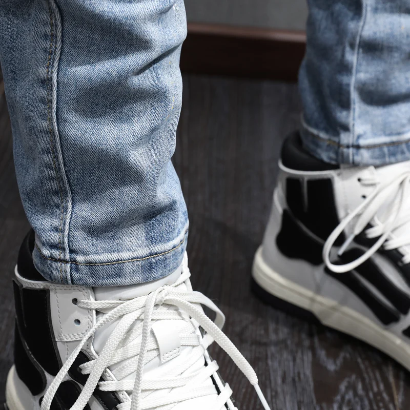 Street Fashion Men Jeans Retro Light Blue Elastic Stretch Skinny Fit Patched Biker Jeans Painted Designer Hip Hop Pants Hombre