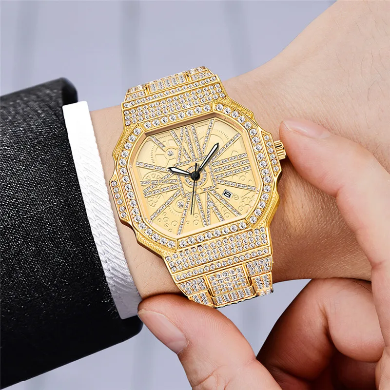 Men Big Brand Golden Watches Hip Hop Full Diamond Luxury Fashion Alloy Band Simple Date Quartz Watch Montres de Marque de Luxe