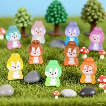 10/20pcs Luminous Mini Resin Squirrel Glow in The Dark Colorful Squirrels Tiny Animals Figures Ornament for DIY Fairy Garden