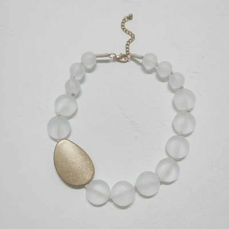 

Handmade Necklaces Acrylic Beaded Choppy Necklaces Hand Braided Jewelry Matte White Necklaces Women's Exaggerated Style Jewelry