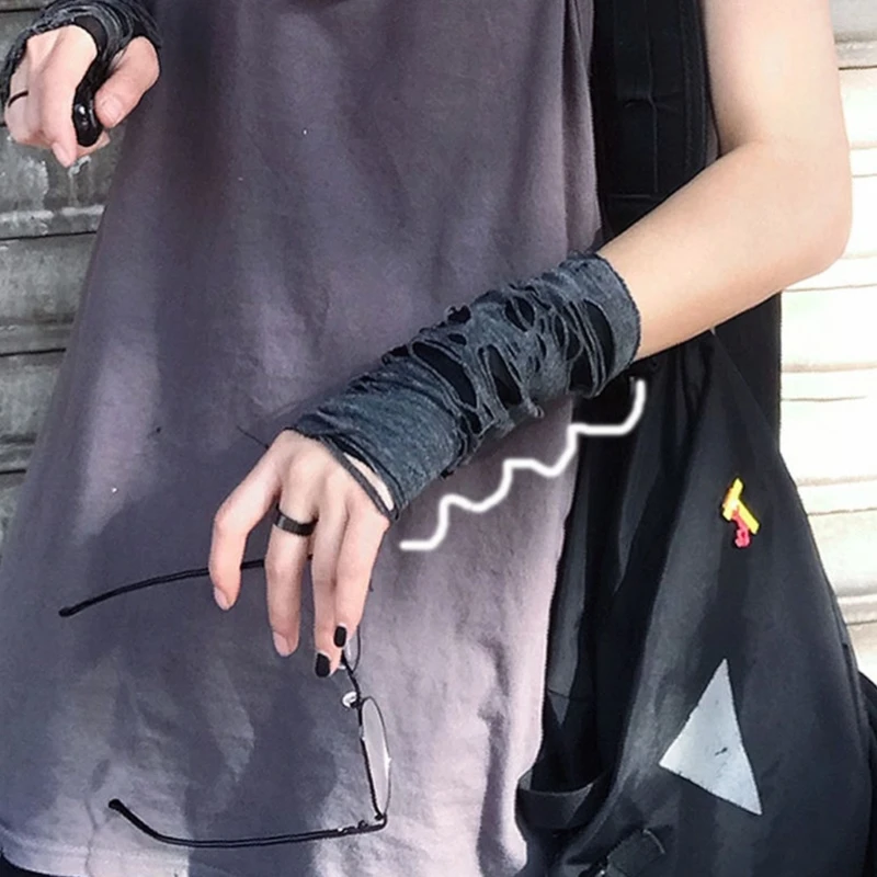  Ƽ Ҹ  ո 尩  尩  尩
