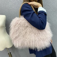 Factory Wholesale New Fashion Design Luxury Real Mongolian Lamb Fur Bag Sheep Fur Shoulder Bag 2