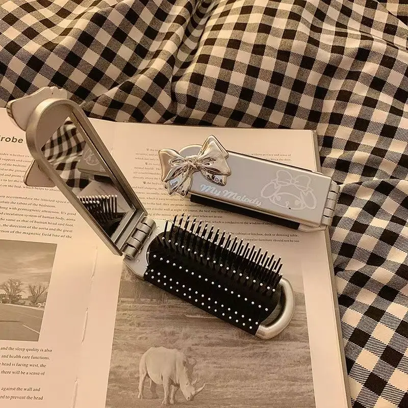 Sanrio Portable Folding Comb Hello Kitty Kuromi Cinnamoroll Melody Cartoon Anime Make up Integrated Mirror Comb For Girls Gifts