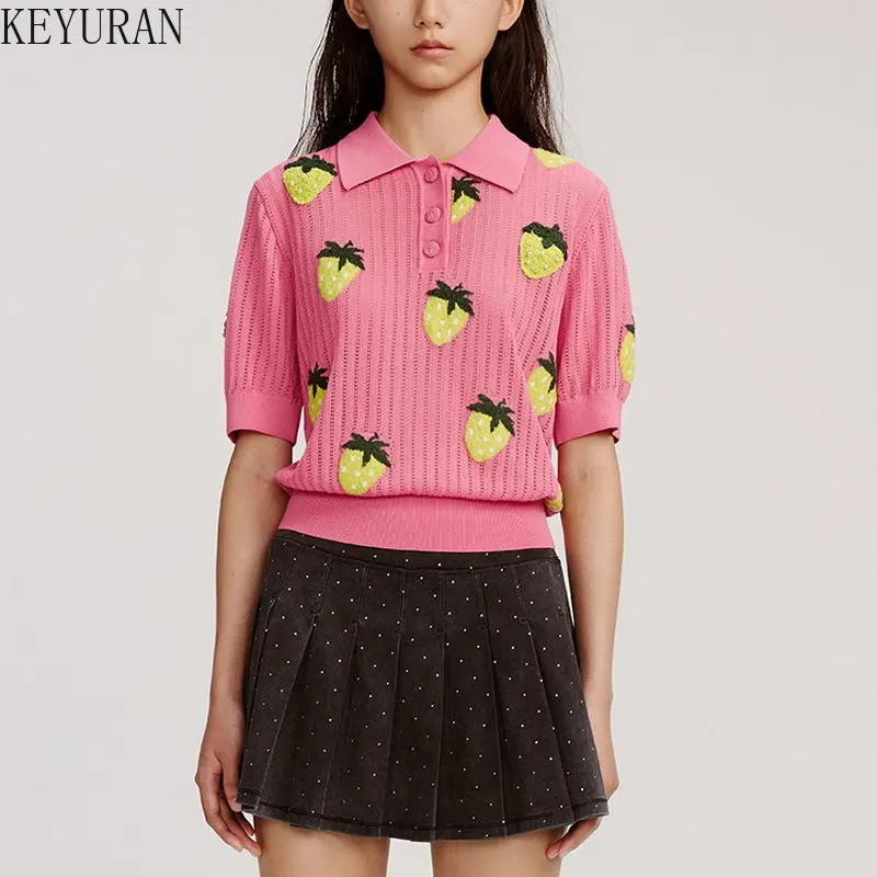 

2023 Summer New 3D Strawberry Jacquard Knitted T-shirt Women Vintage Polo Collar Cropped Sweater Pullover Knitwear Top Femme Tee