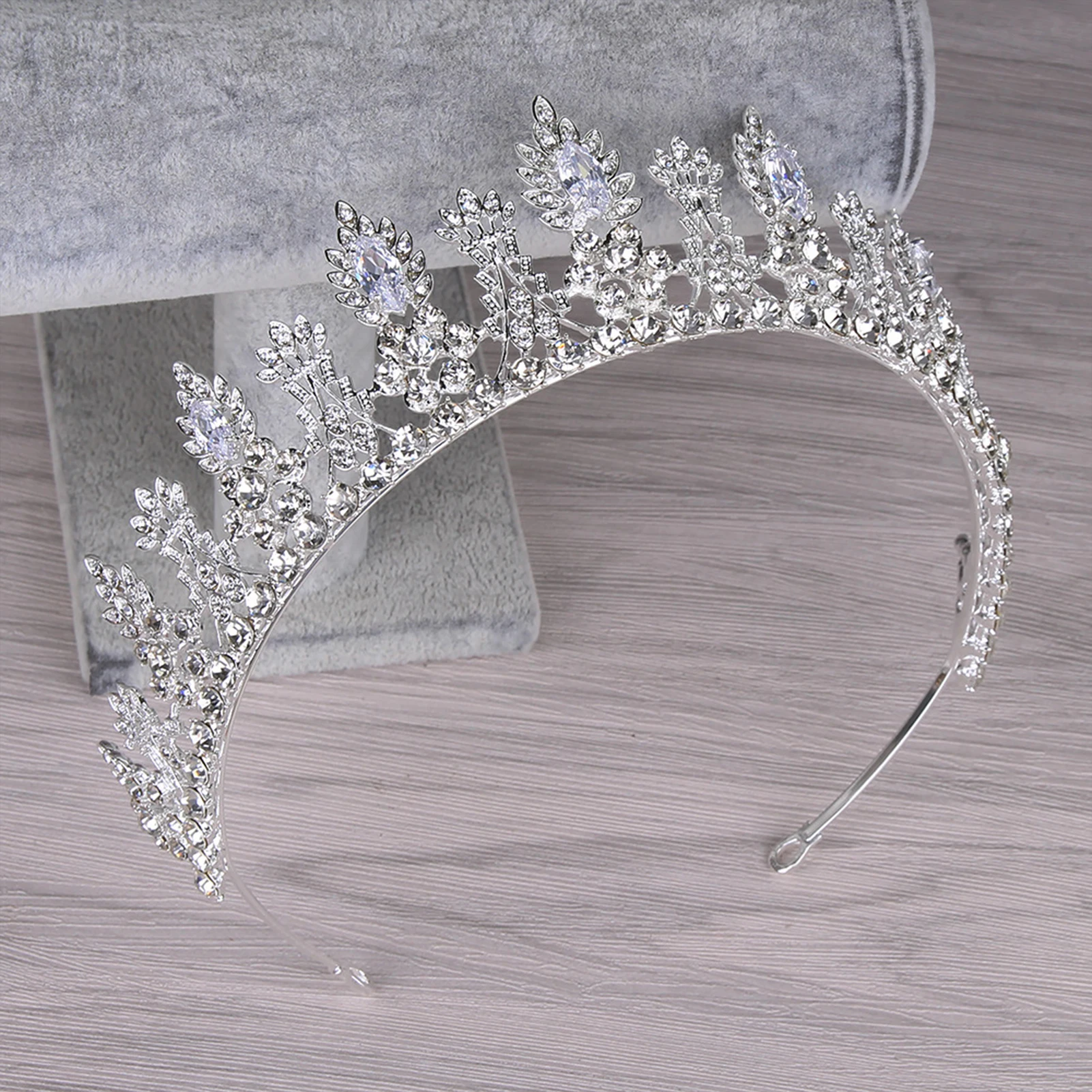 

Full Zircon Setting Crown Wedding Tiara Large Round Lightweight Wedding Crown for Bride Bridesmaid Princess Costume
