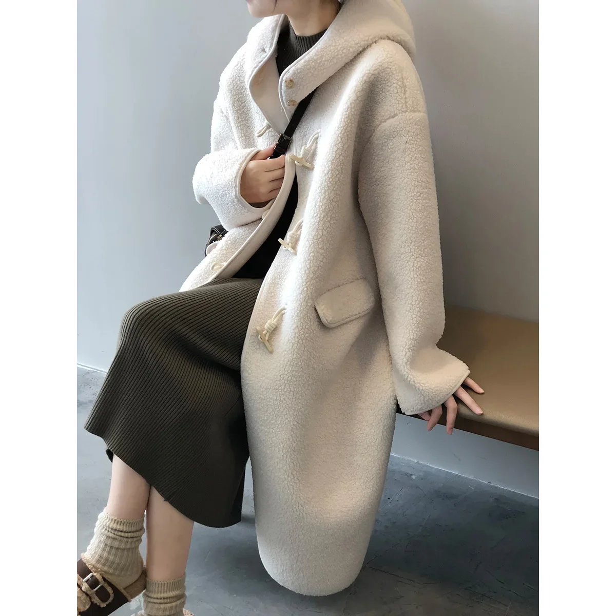 

Women Blends Hooded Cardigan Horn Button Solid Color Long Sleeve Jackets Pockets Wide Waisted Casual Outerwear Autumn 2023