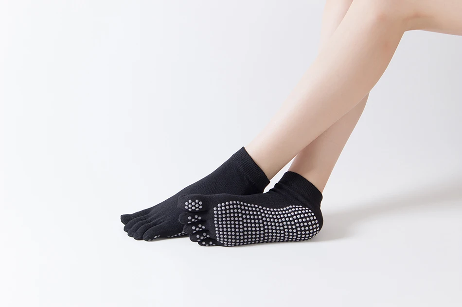 WOSWEIR 1 Pair Women Sports Yoga Socks Five Finger Slipper Anti Slip Lady Pilates Ballet Heel Professional Dance Protector 16 S93558e456da94bed874a907a38d9c36aR