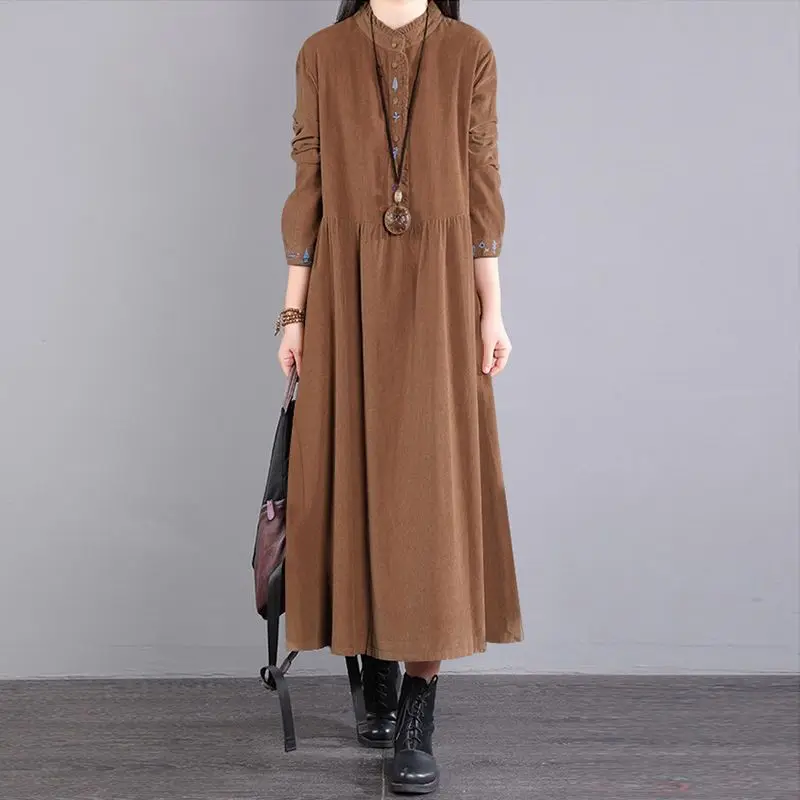 

Женское вельветовое платье с круглым вырезом, Свободное длинное винтажное платье с вышивкой, одежда для улицы, весна-осень