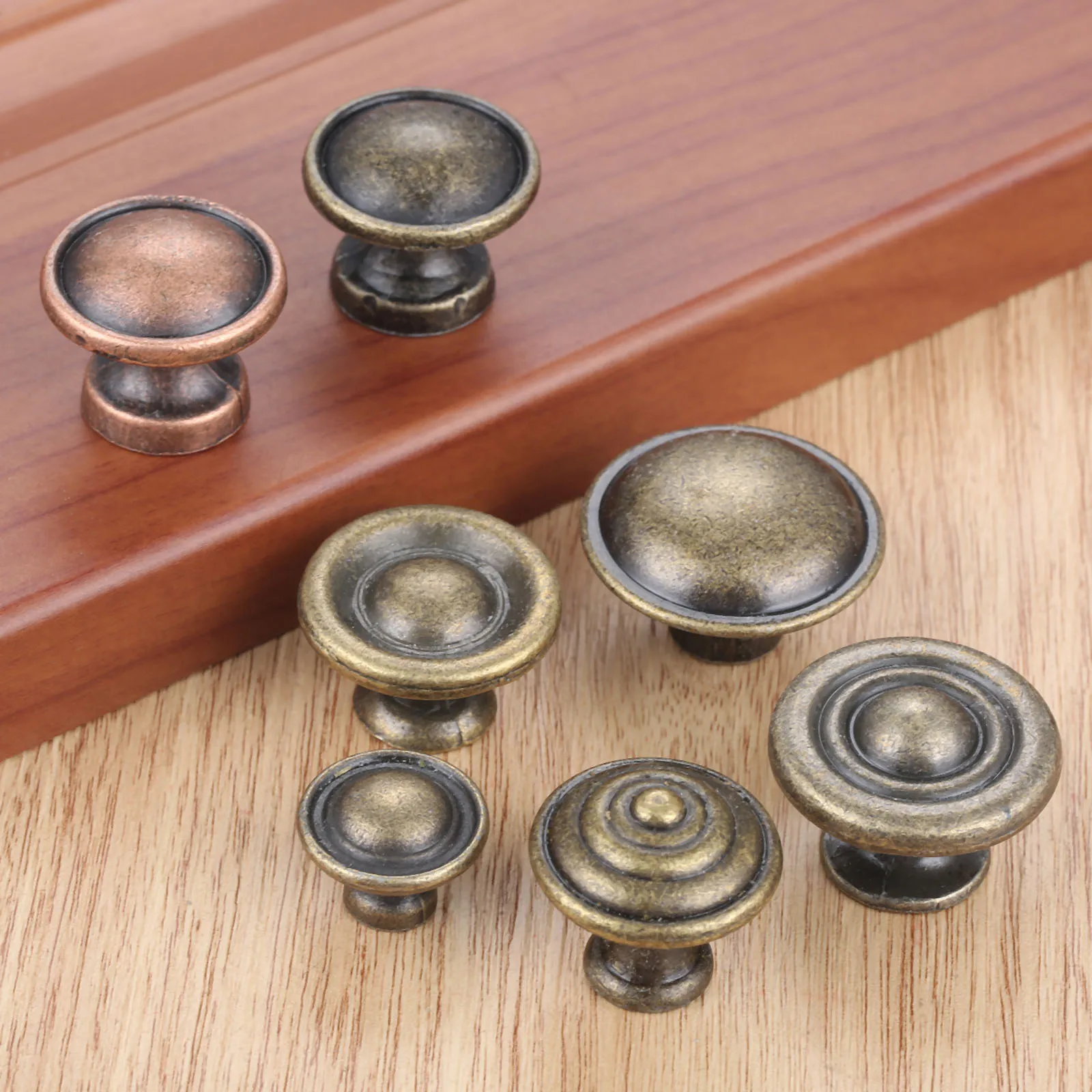 AntiqueBronzeFurnitureCupboardCabinetDoorKnobsandHandlesVintageJewelryBoxWardrobeDresserDrawerKnobPulls&Screw-AliExpress