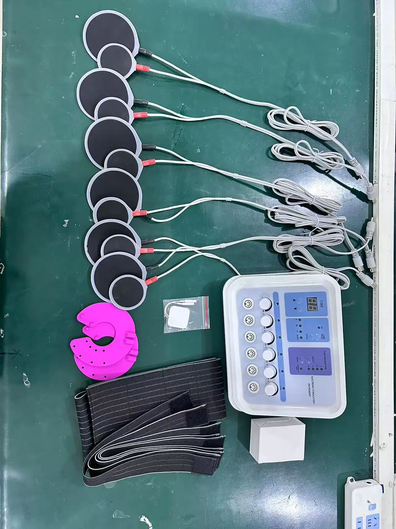 Home Use EMS Muscle Stimulator Micro Current Ems Muscle Building Stimulation Machine Massage Fitness