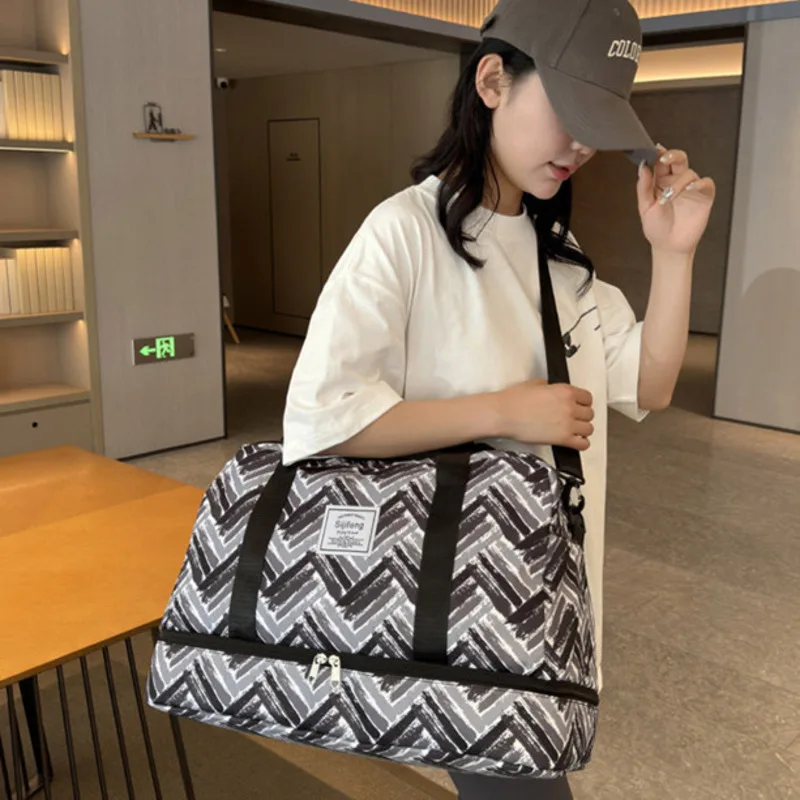 Large Capacity Travel Sports Bag Fitness Storage Bag Accommodation Waiting for Production Dry Wet Dual Purpose Shortterm Travel