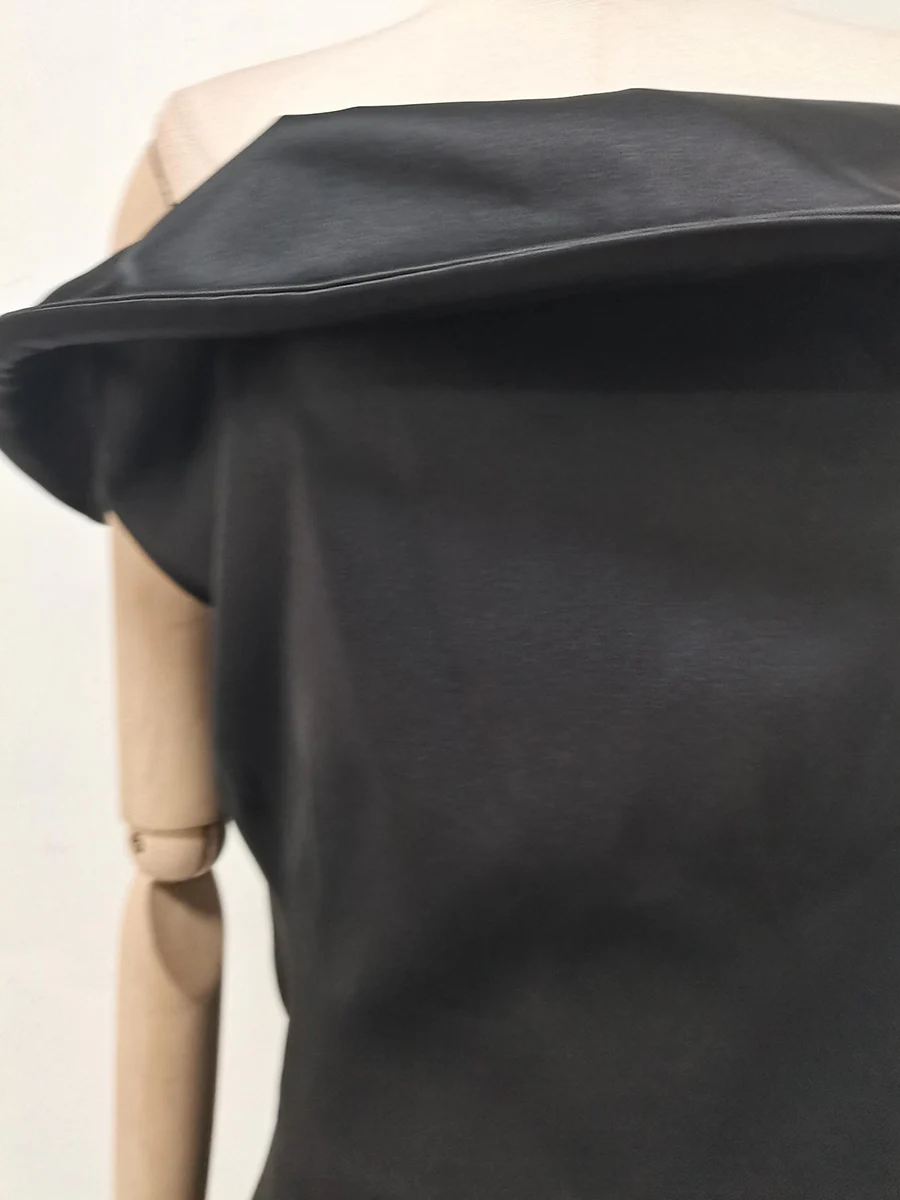 TWOTWINSTYLE Solid Slimming Minimalist Dresses for Women Slash Neck Off Shoulder Tunic Design Sense Mini Dress Female Clothing