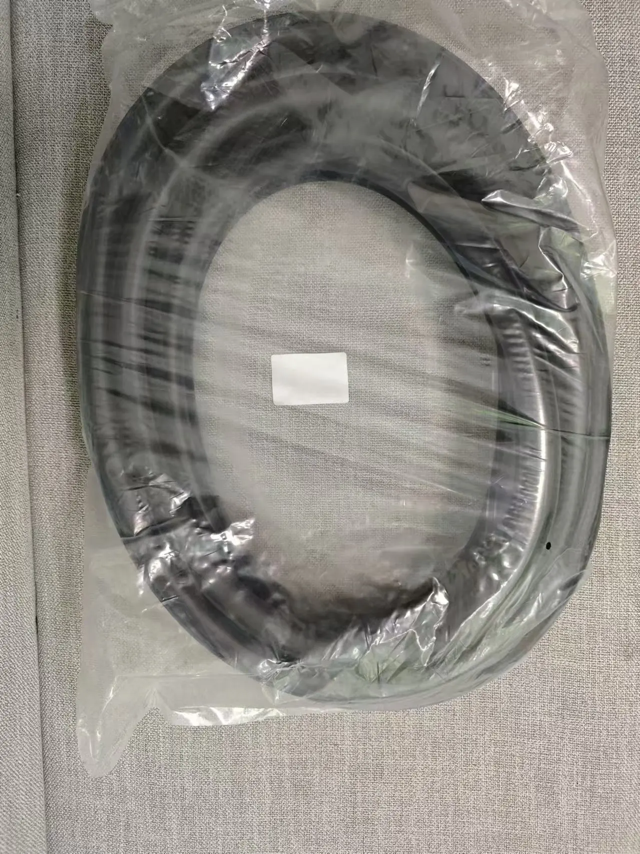 T4N16789 REAR RIGHT/LEFT SIDE DOOR BODY WEATHERSTRIP SEAL FOR JAGUAR