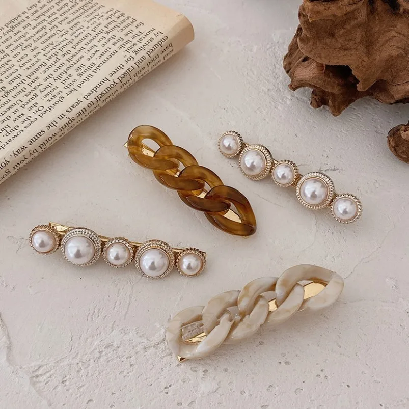 

Vintage Chain Pearl Hairpins Women Premium Side Clips Simple And Versatile Hair Clips Korean Hair Accessories For Girls