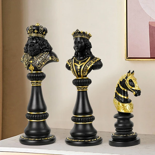 Estátua de xadrez indoor, rei, rainha, cavaleiro, tabuleiro de