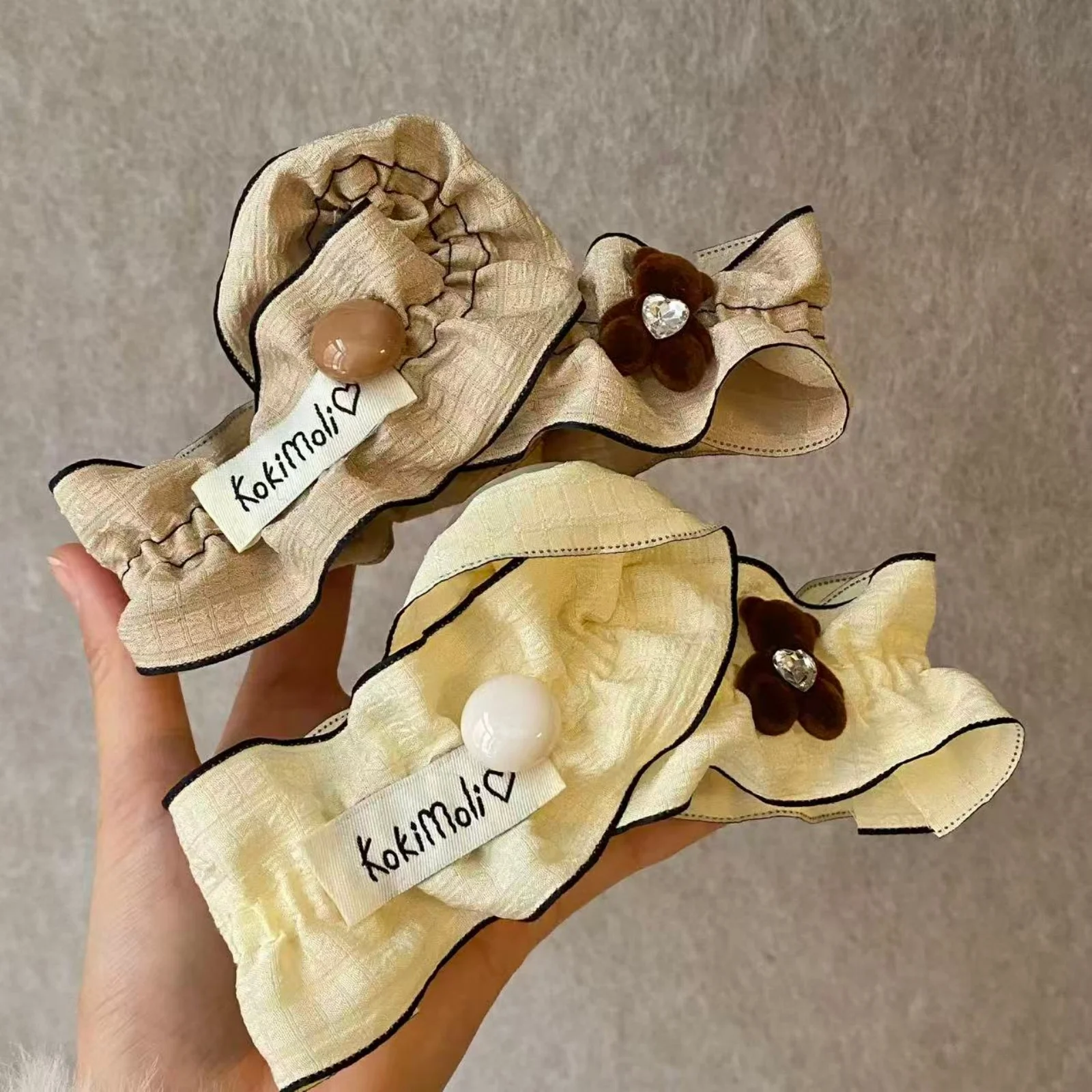 1PC Chic Fabric Hair Accessories with Decorative Buttons, Trendy Hair Clips for Women, Stylish Hair Grips for Daily & Party