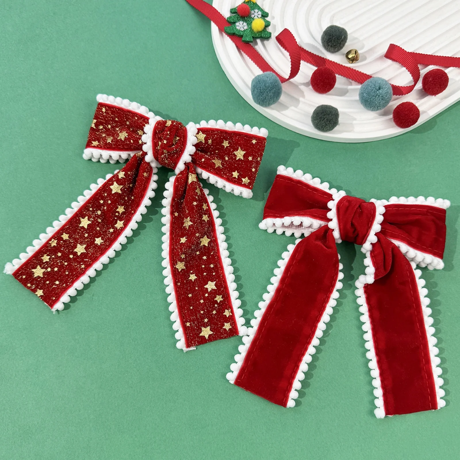 1PC Festive Christmas Red Velvet Bow Hair Clip-Cute Pom Pom Trim & Star Pattern Hair Accessory, Perfect for Holiday Parties